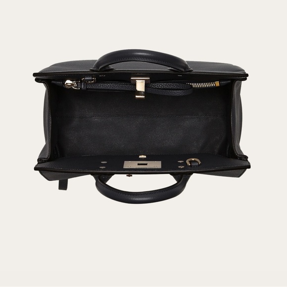 Ferragamo Studio bag (S) Authentic. New, Never been used - Picture 6 of 11